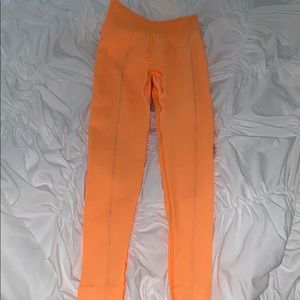 Seamless women’s gym shark leggings